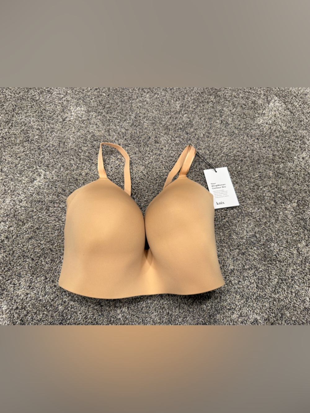 NWT KNIX wingwoman contour bra 6+ sand